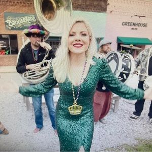 Hunter Green Sequin Long-Sleeve Gown with Slit by Xscape SZ 6